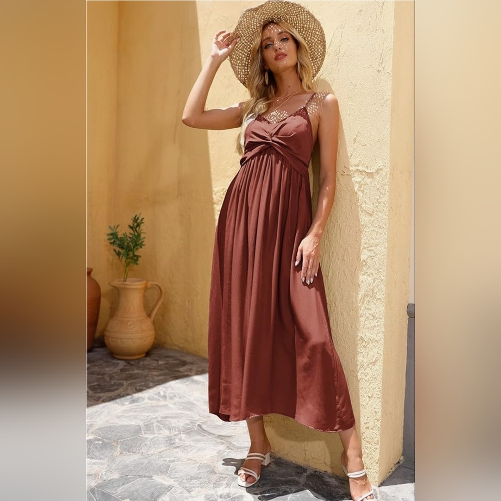 Elegant Spaghetti Strap Midi Dress in Rust